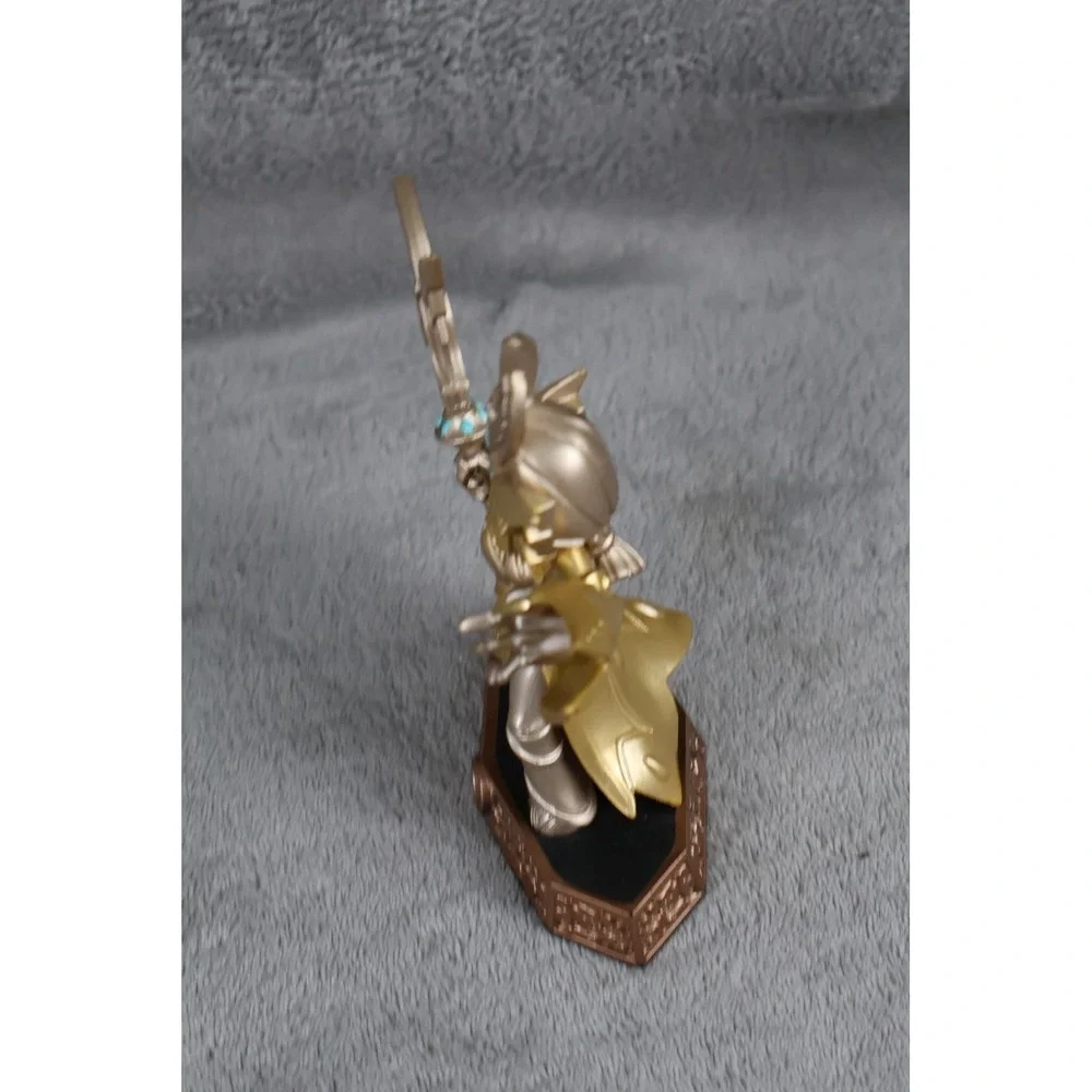 Skylanders Imaginators 87798888 Golden Queen Video Game Figure Activision